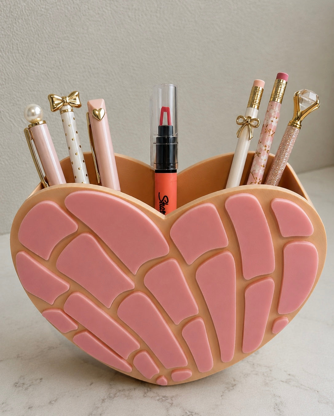 Concha Desk Accessories