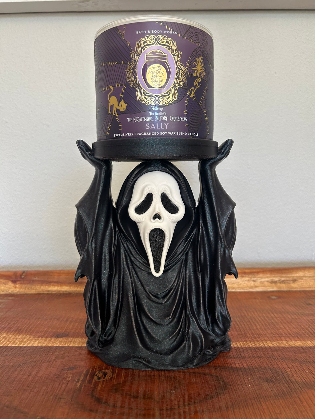 Ghostface-Inspired Candle Holder