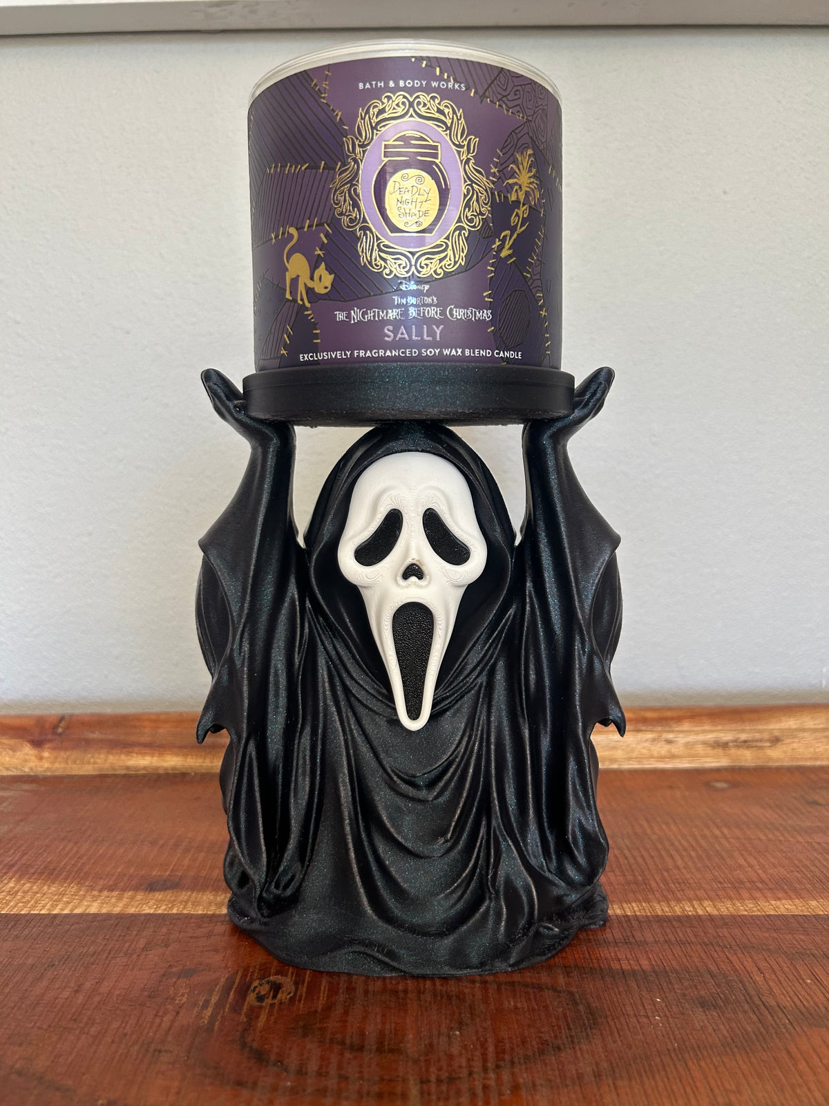 Ghostface-Inspired Candle Holder