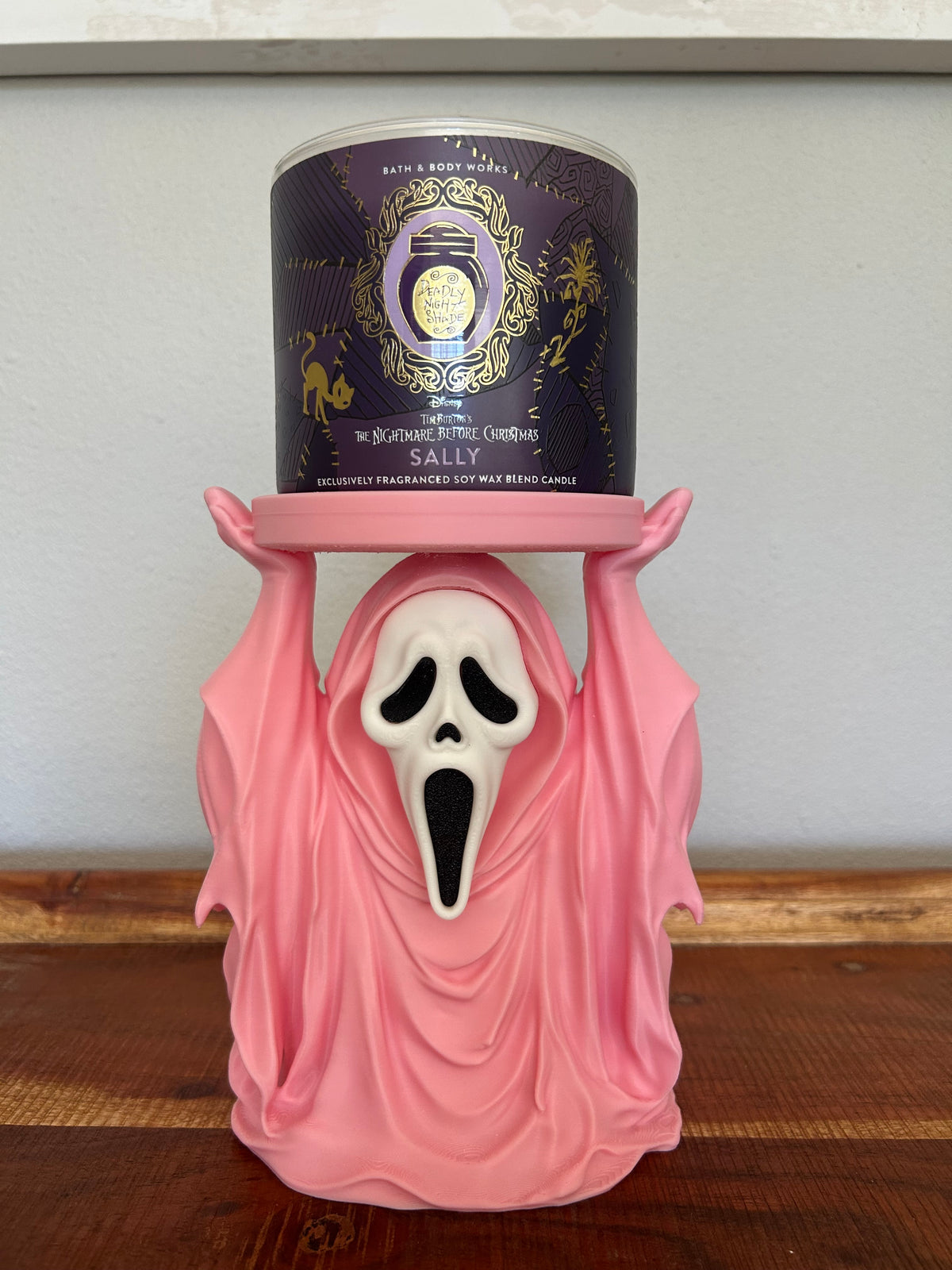 Ghostface-Inspired Candle Holder